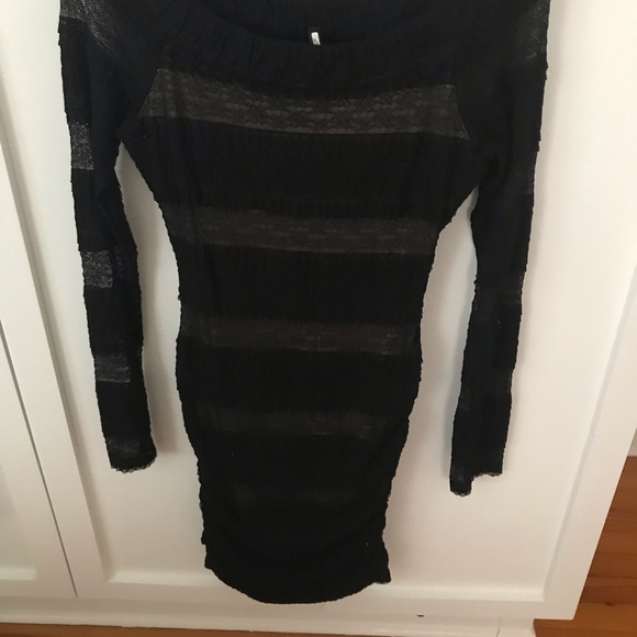Dressy dress , off shoulder ,worn once - Picture 1 of 4